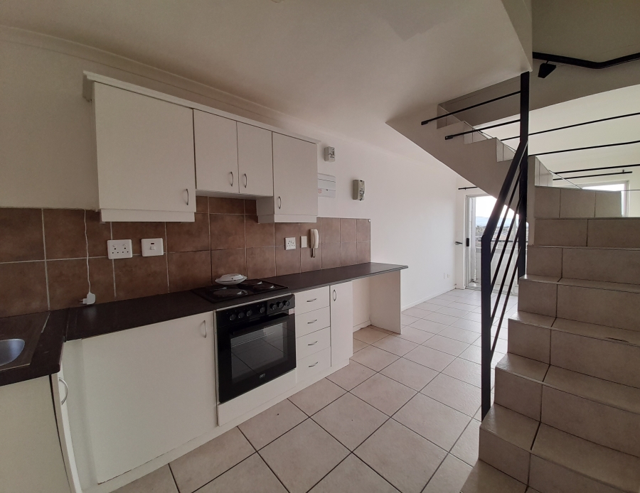 8 Bedroom Property for Sale in Uitzicht Western Cape